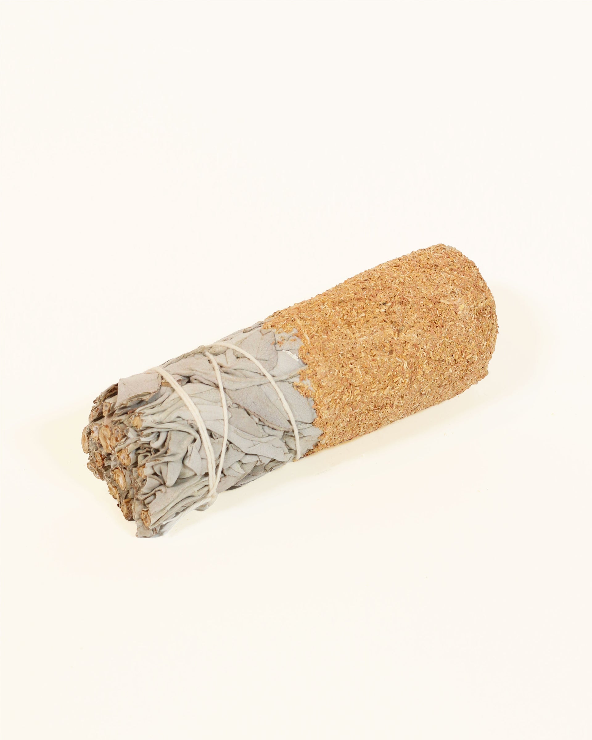 Sauge blanche à la poudre de Palo Santo – bâton de fumigation