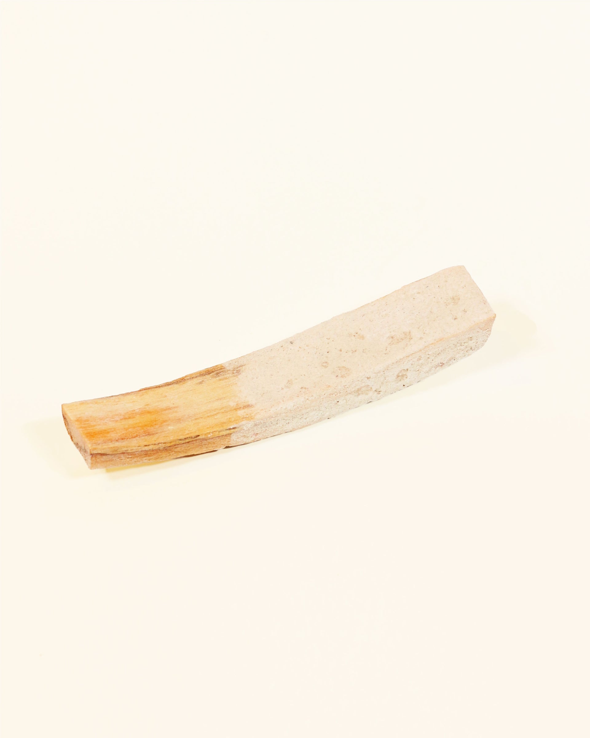 Palo Santo à la résine de copal – bois sacré pour fumigation